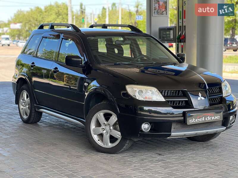 Mitsubishi Outlander (2007)