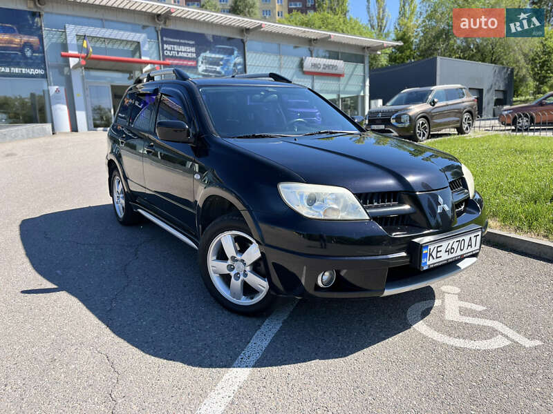 Mitsubishi Outlander (2008)