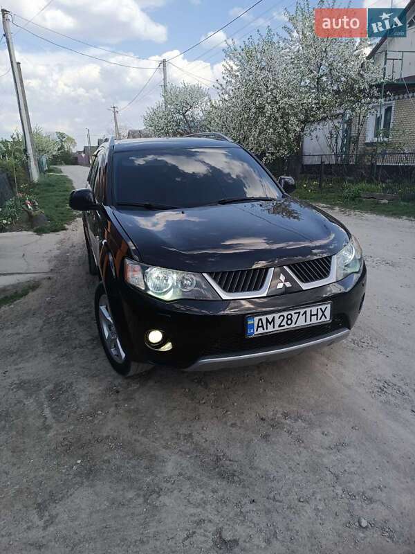 Mitsubishi Outlander (2007)