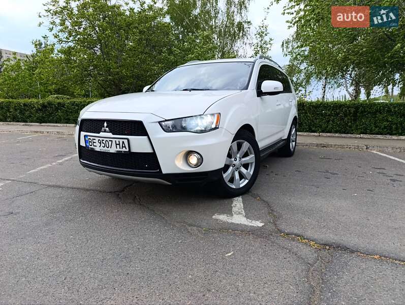 Mitsubishi Outlander (2010)