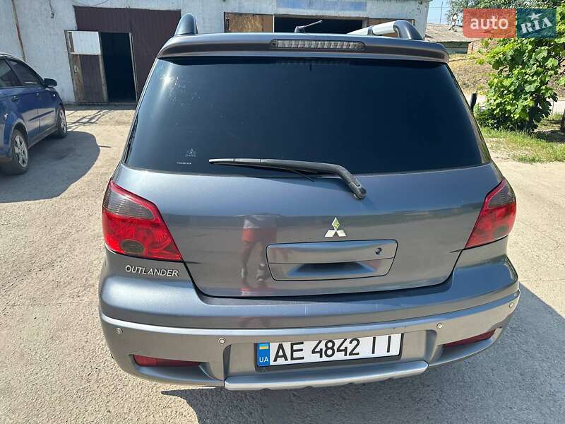 Mitsubishi Outlander (2006)