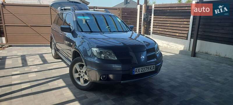 Mitsubishi Outlander (2006)