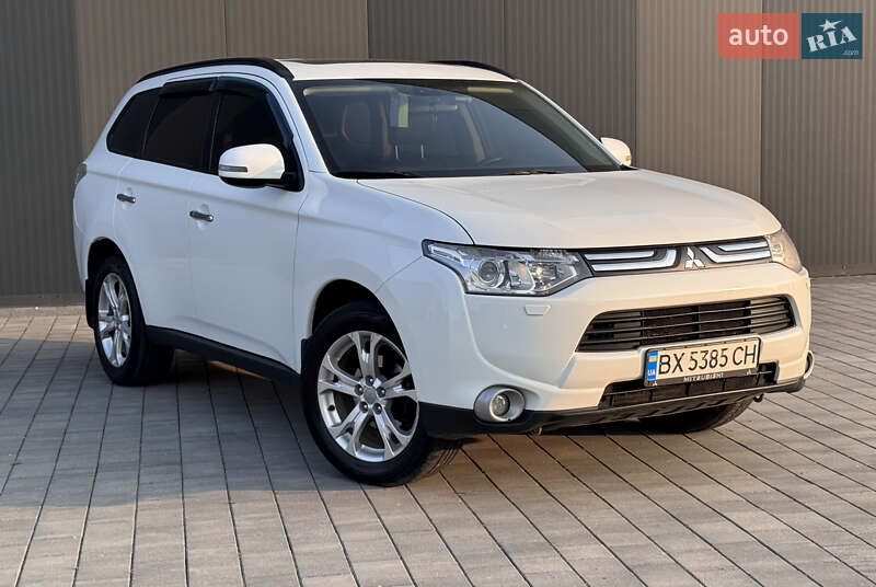 Mitsubishi Outlander (2013)