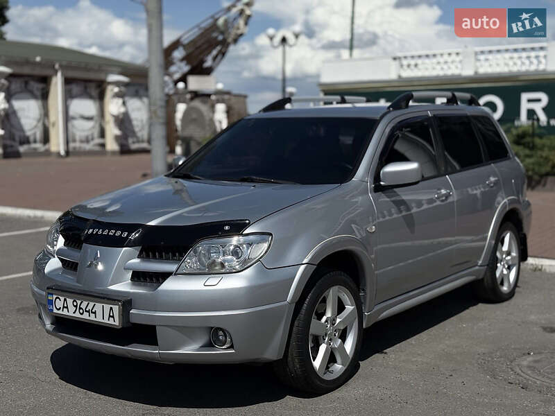 Mitsubishi Outlander (2006)