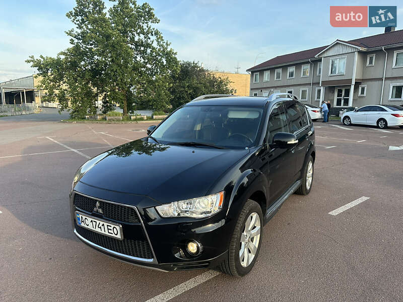 Mitsubishi Outlander (2010)