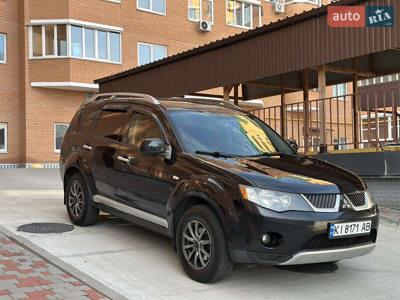 Mitsubishi Outlander (2008)