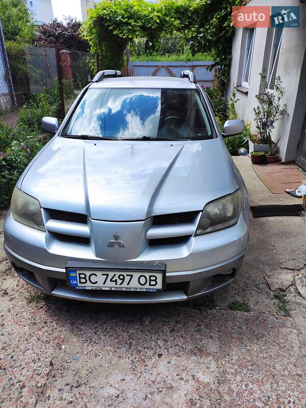 Mitsubishi Outlander (2006)