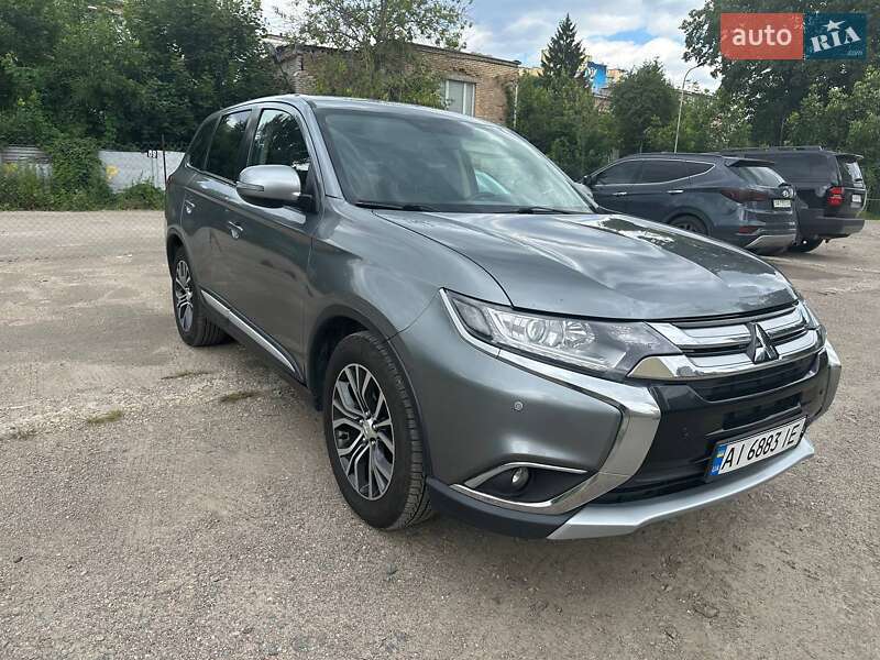 Mitsubishi Outlander (2018)