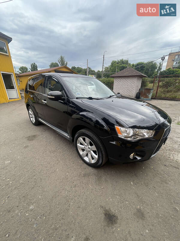 Mitsubishi Outlander (2010)