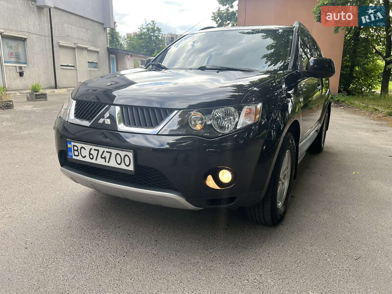 Mitsubishi Outlander (2009)