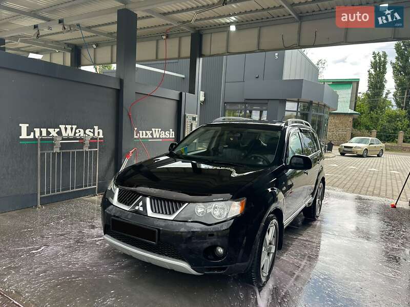 Mitsubishi Outlander (2007)