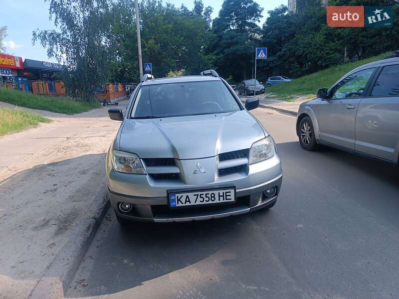 Mitsubishi Outlander (2008)