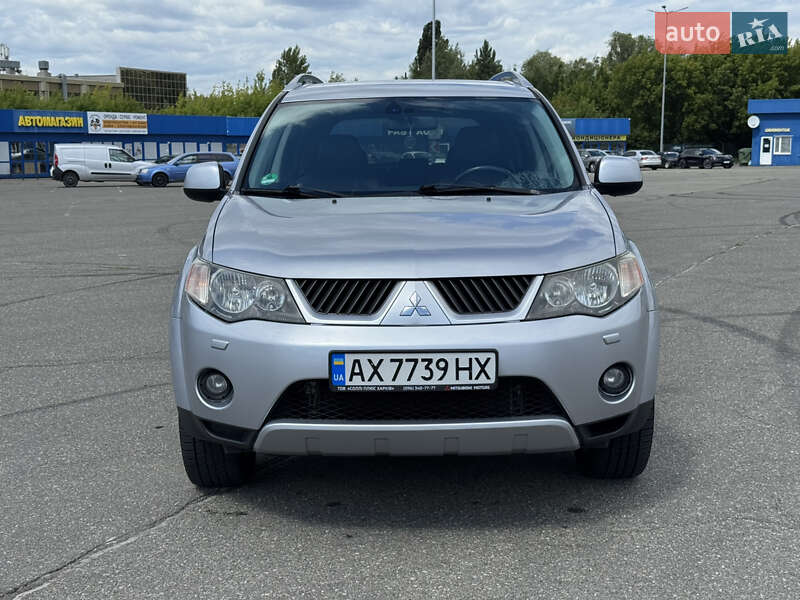 Mitsubishi Outlander (2008)