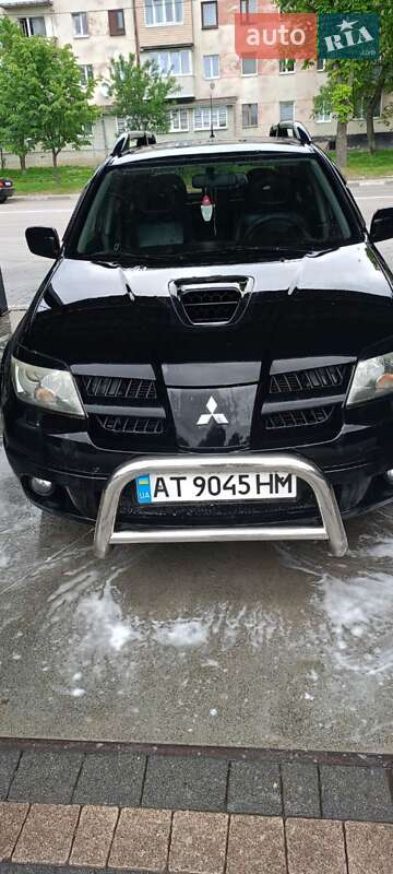 Mitsubishi Outlander (2006)