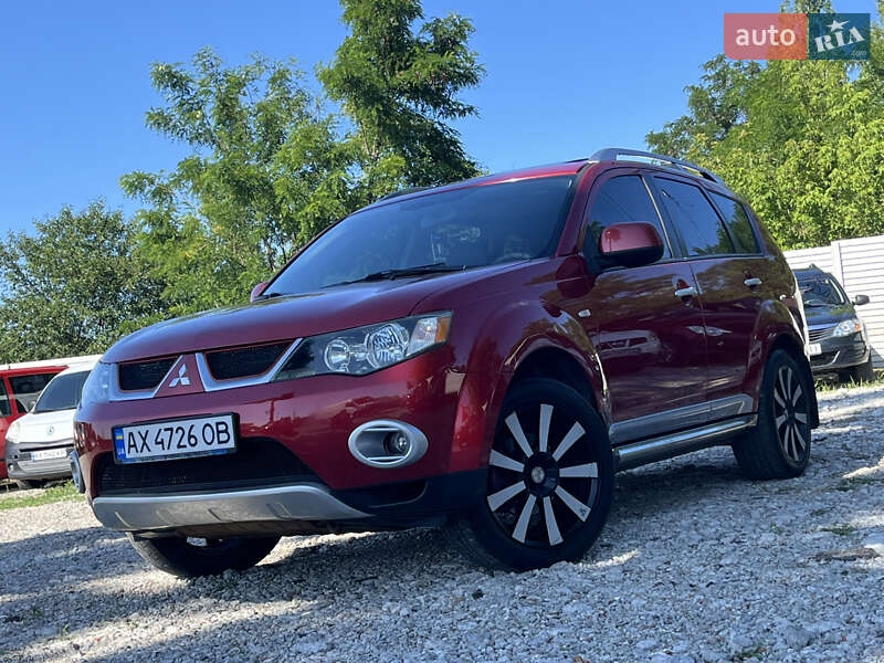 Mitsubishi Outlander (2008)