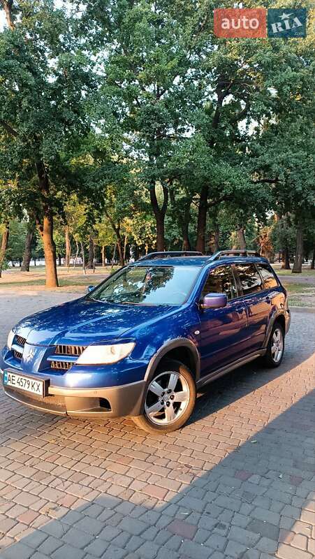 Mitsubishi Outlander (2006)