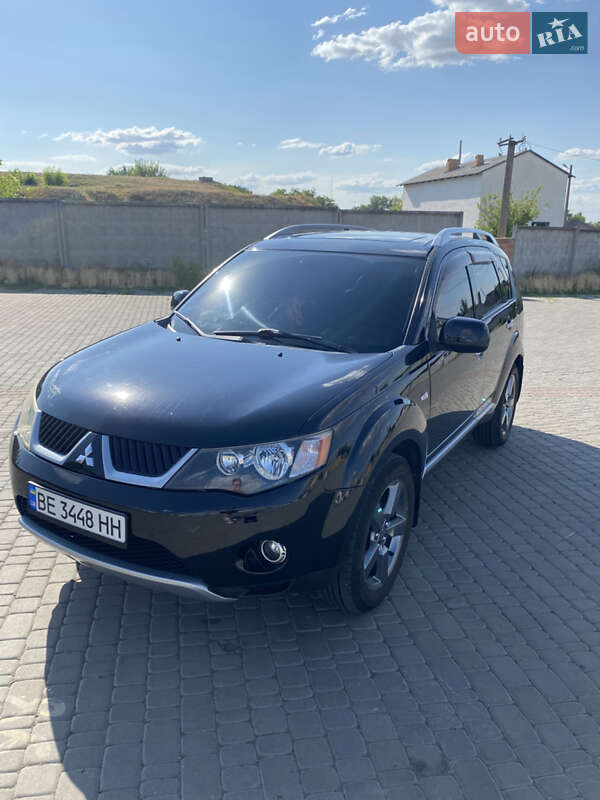 Mitsubishi Outlander (2008)