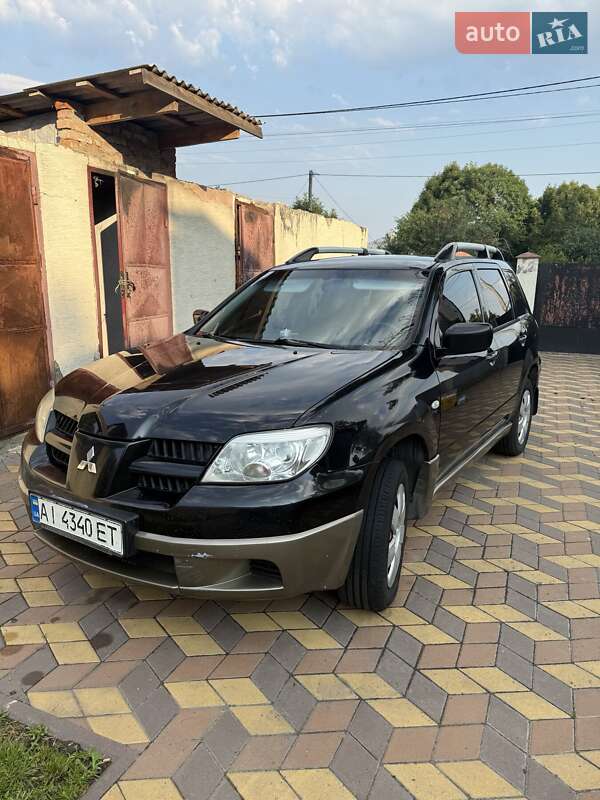 Mitsubishi Outlander (2008)