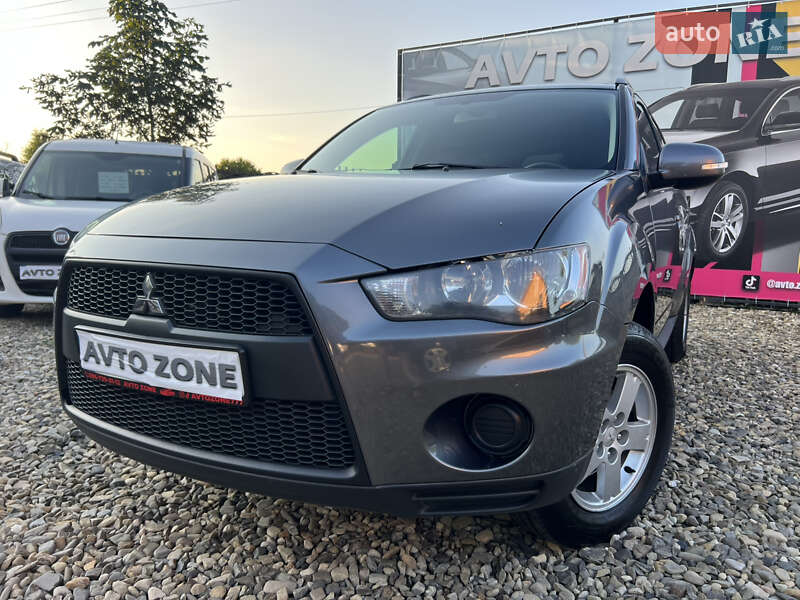 Mitsubishi Outlander (2011)