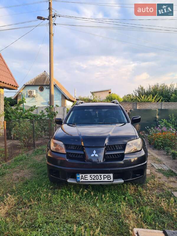 Mitsubishi Outlander (2007)