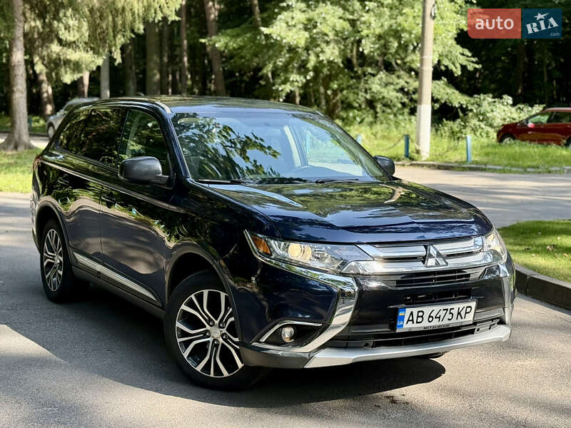 Mitsubishi Outlander (2017)