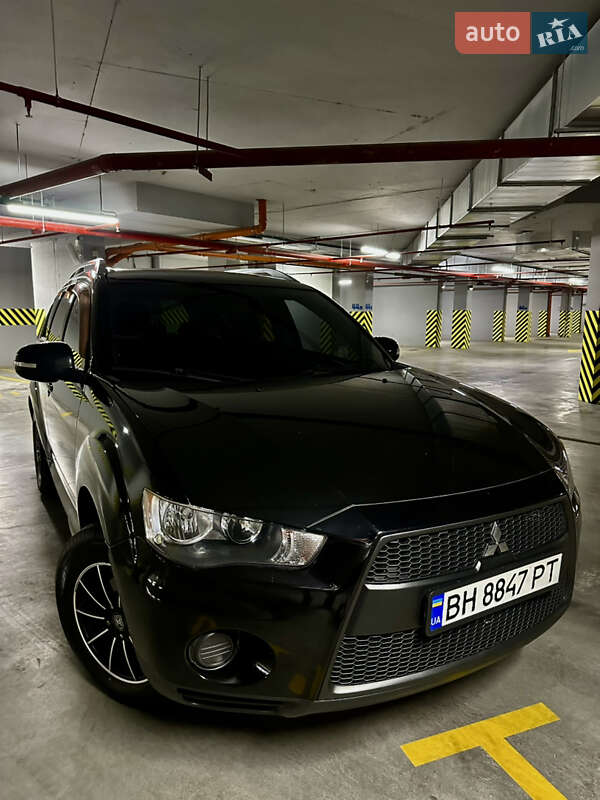 Mitsubishi Outlander (2010)