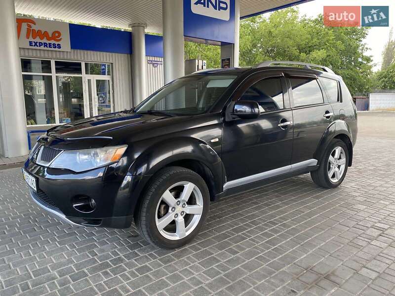 Mitsubishi Outlander (2008)