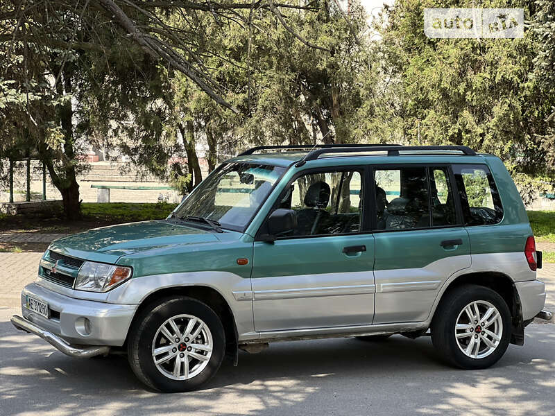 Mitsubishi Pajero pinin (2002)