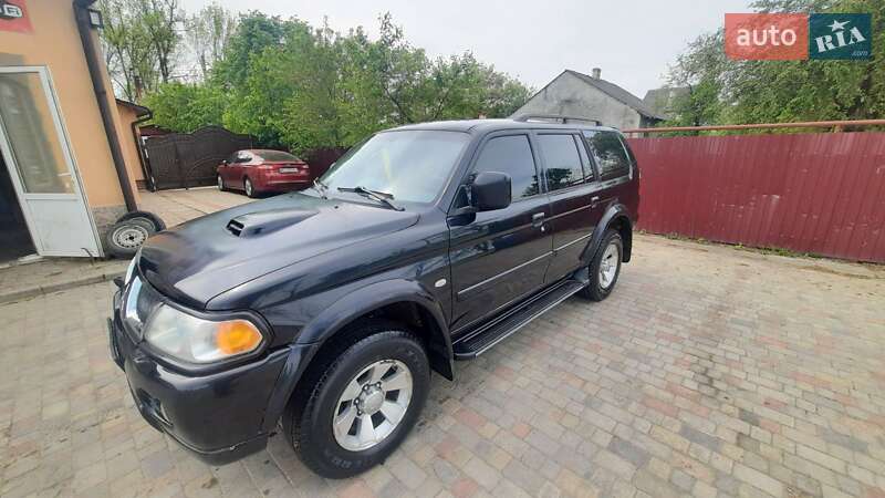 Mitsubishi Pajero sport (2007)