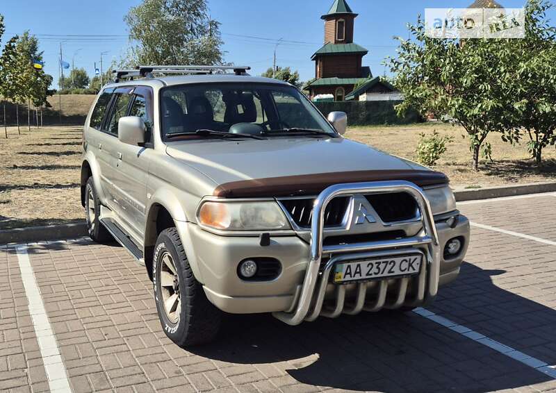 Mitsubishi Pajero sport (2007)