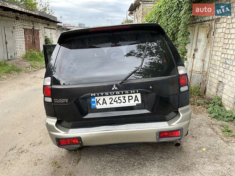 Mitsubishi Pajero sport (2006)