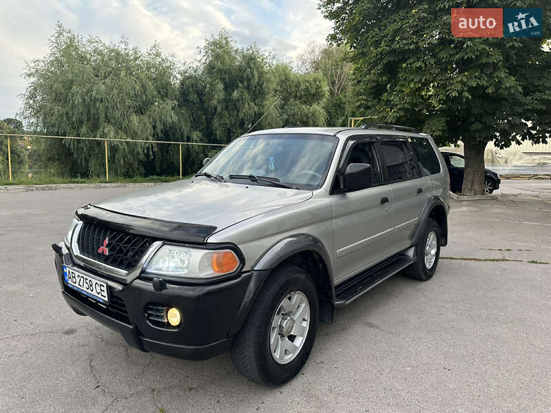 Mitsubishi Pajero sport (2001)