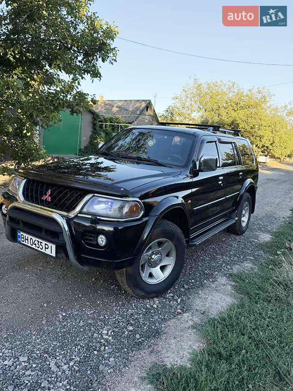 Mitsubishi Pajero sport (2002)