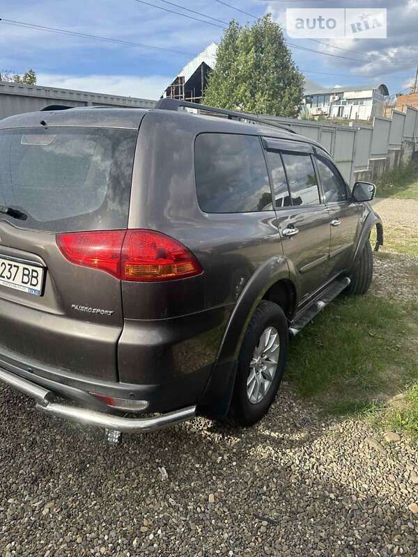 Mitsubishi Pajero (2012)