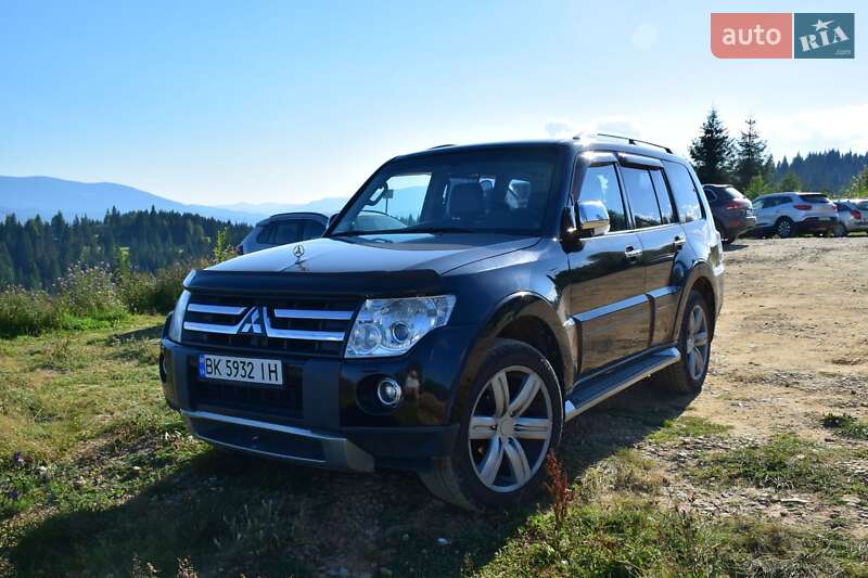 Mitsubishi Pajero (2007)