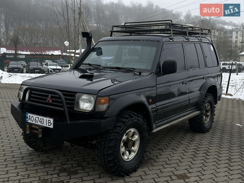 Mitsubishi Pajero (1995)