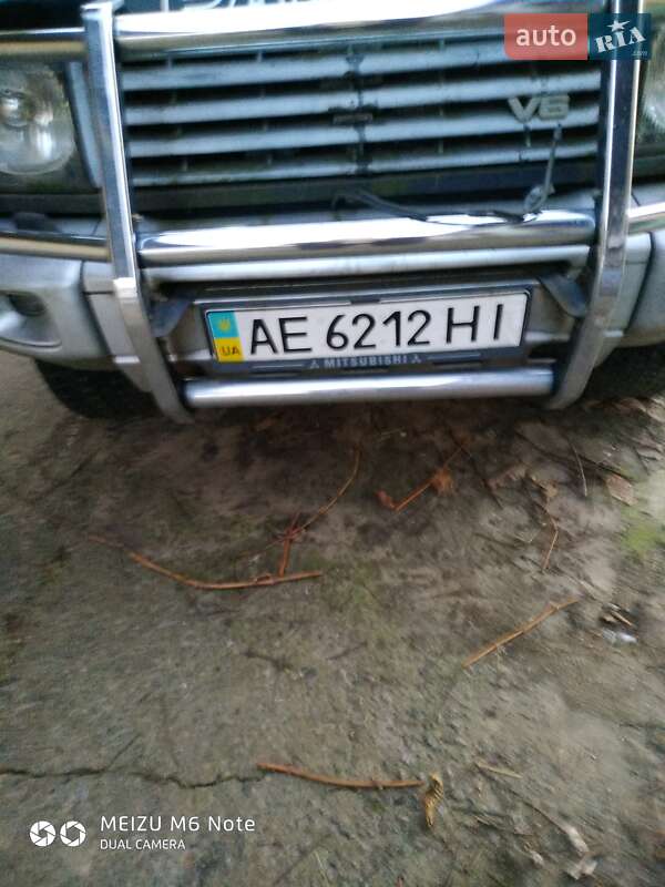 Mitsubishi Pajero (1998)