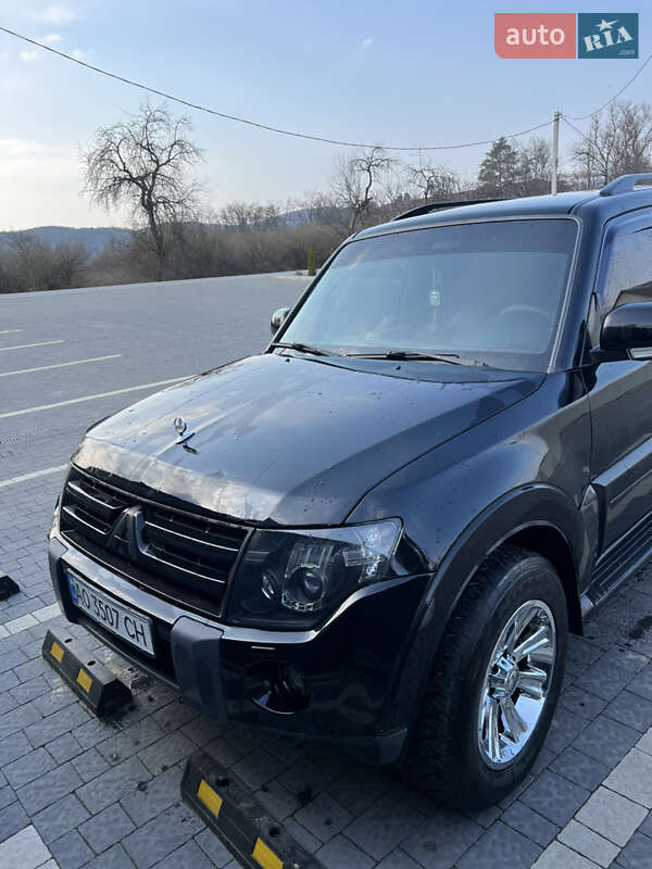 Mitsubishi Pajero (2007)