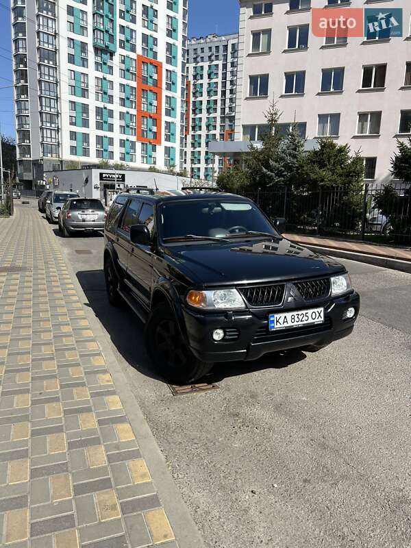 Mitsubishi Pajero (2007)