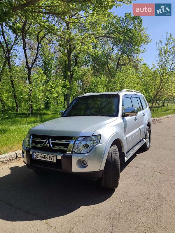 Mitsubishi Pajero (2007)