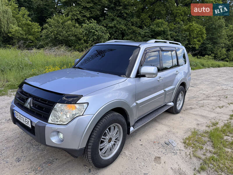 Mitsubishi Pajero (2007)