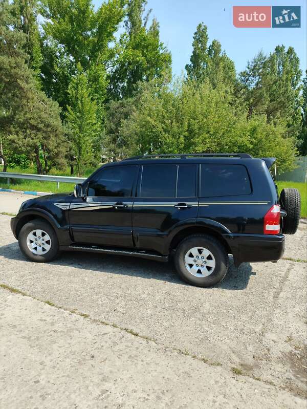 Mitsubishi Pajero (2007)