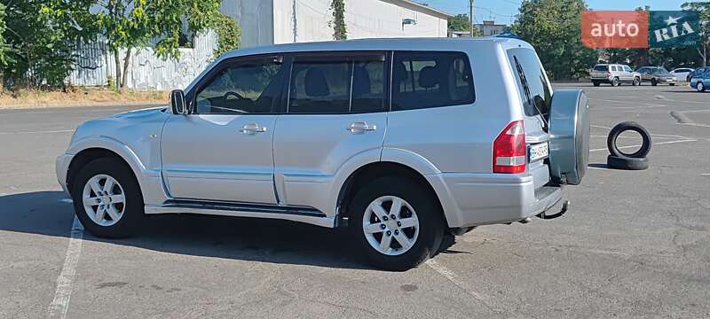 Mitsubishi Pajero (2006)