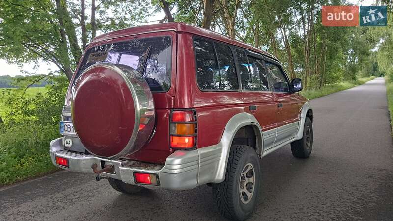Mitsubishi Pajero (1993)