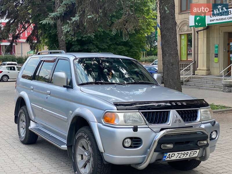 Mitsubishi Pajero (2005)
