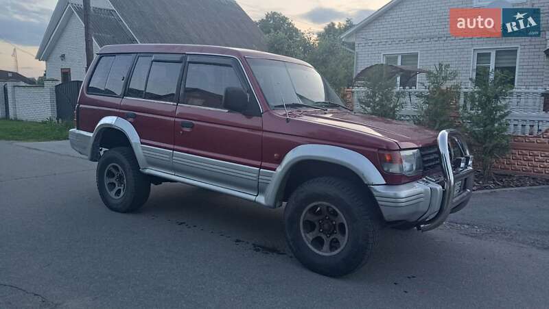Mitsubishi Pajero (1993)