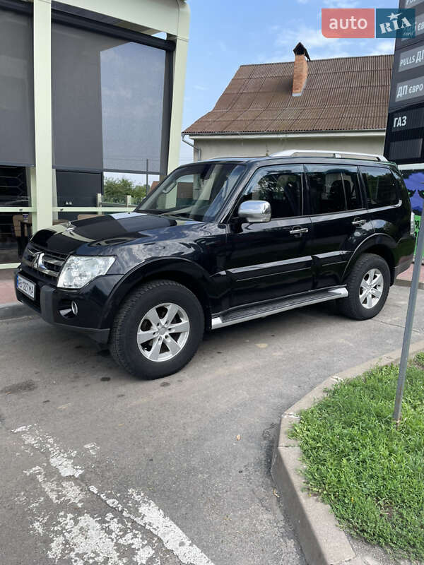 Mitsubishi Pajero (2007)
