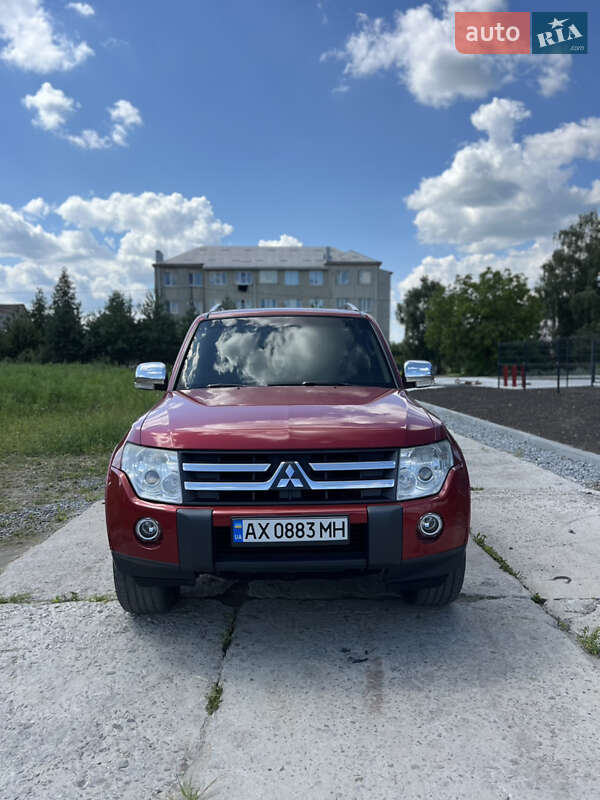 Mitsubishi Pajero (2007)