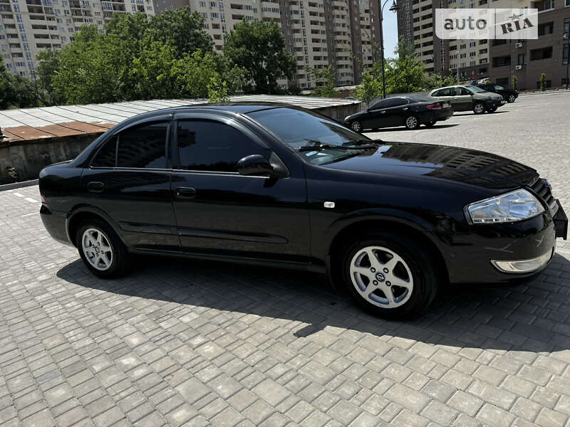 Nissan Almera classic (2006)
