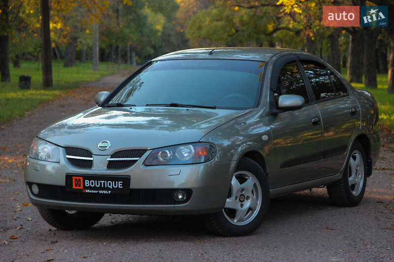 Nissan Almera (2006)